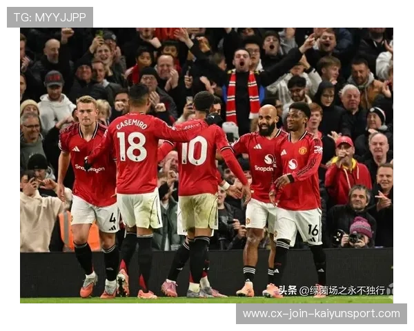 内维尔怒批曼联7400万新援空门不进 莱因克尔替他求情 内维尔怒批曼联7400万新援空门不进 莱因克尔替他求情