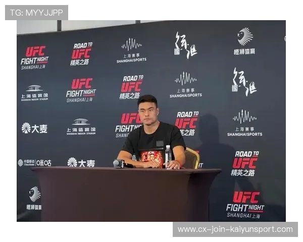 UFC 终极之夜：拳王一拳 KO 对手