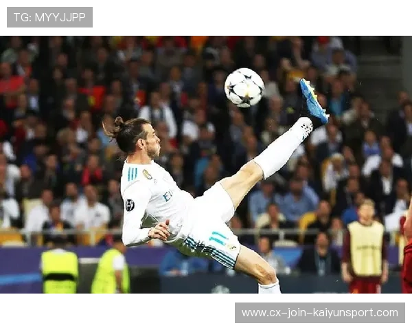 MLS季后赛惊天倒钩：足球狂潮中的经典瞬间