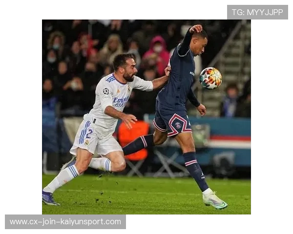 巴黎姆巴佩连过三人完成爆射