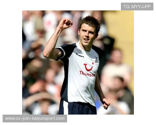 曼联痛击热刺，卡里克战术展示领导能力